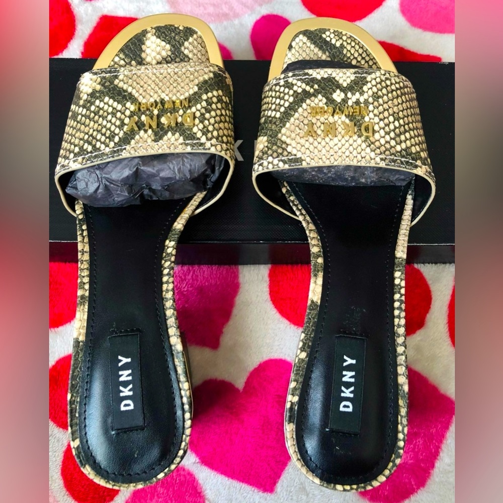 DKNY Dress Sandals ~ NEW - Picture 4 of 6
